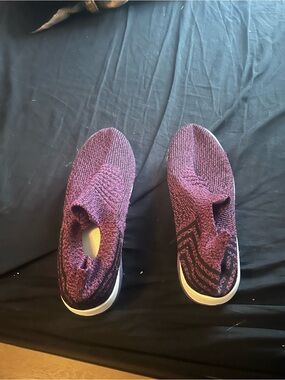 Slip-On Knit Sneakers in Plum